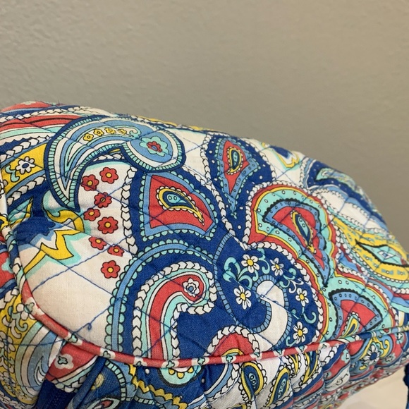 Vera Bradley - Picture 10 of 10